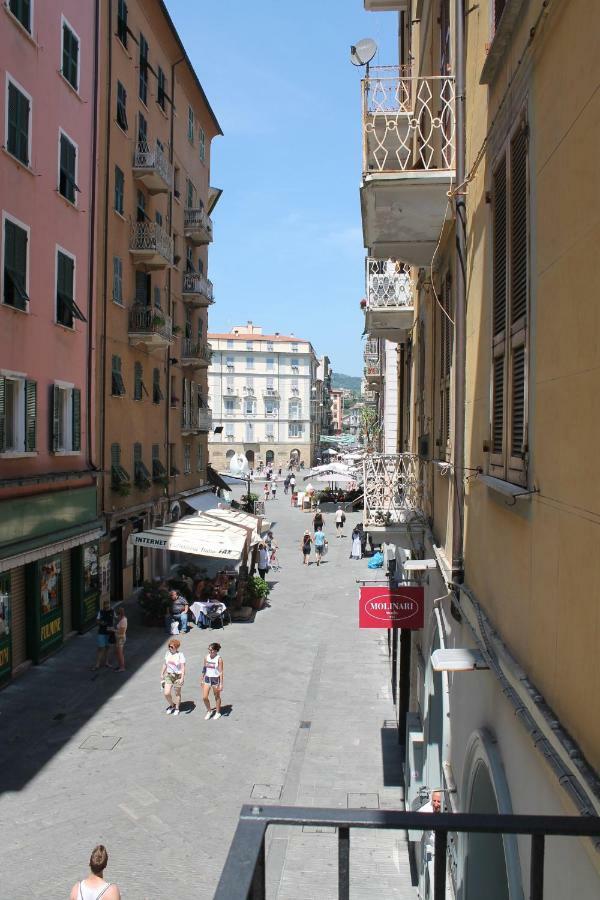 Am'S Apartment La Spezia Exterior photo